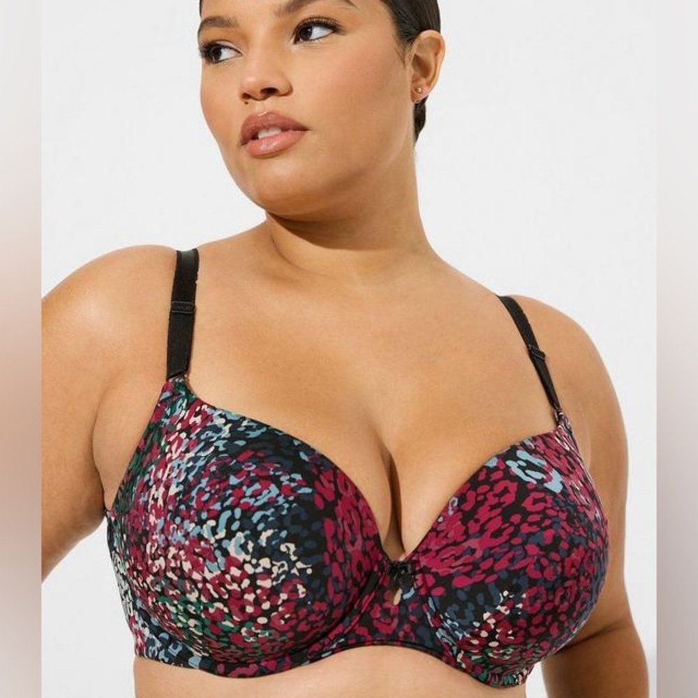 Torrid 360 Smoothing  Perfect Coverage Lightly Lined Smooth Bra 42DD